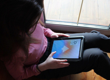 Российские мобильные разработчики передали планшеты для детей, которые проходят лечение в больницах